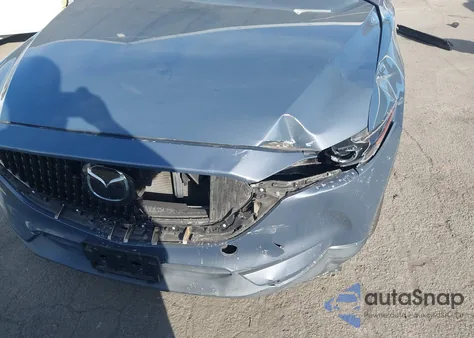 2021 Mazda Cx-5 Carbon Edition Turbo z USA, uszkodzony, nr VIN JM3KFBCY0M0500418